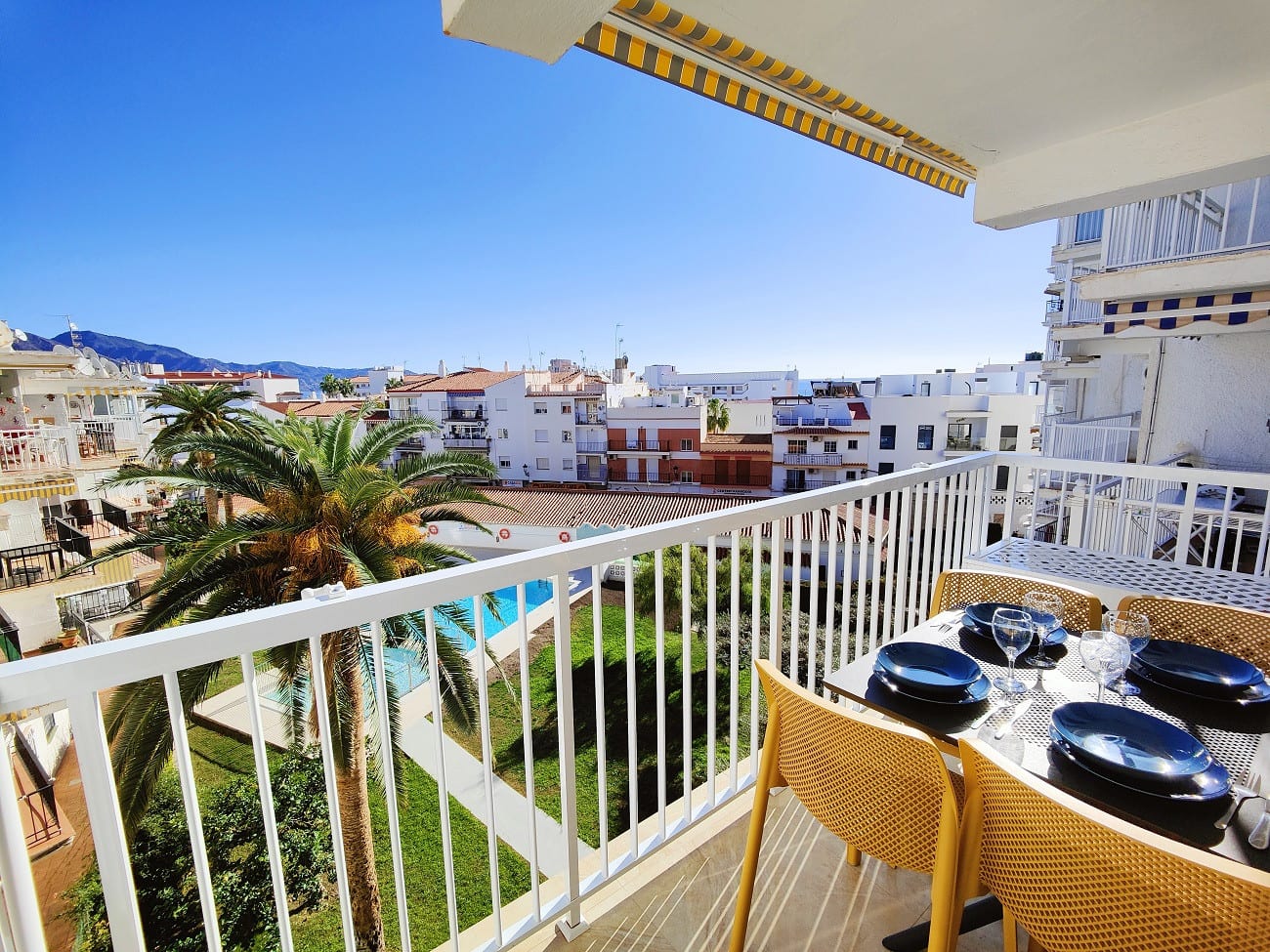 Casa Mia — 2-Bedroom Apartment in Nerja
