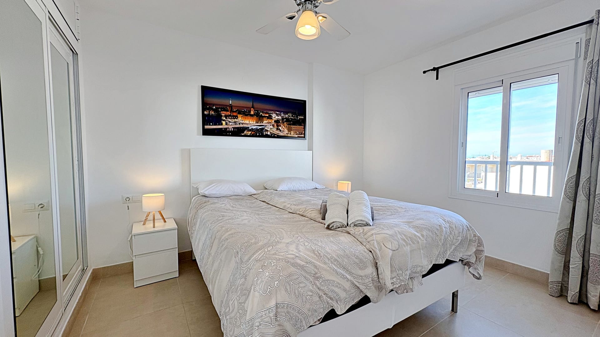 Casa Stella main bedroom 1